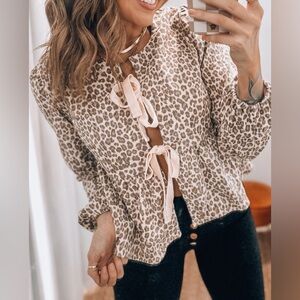 NWT Leopard Cheetah Animal Print Bow Tie Front Long Sleeve Jacket Top Shacket
